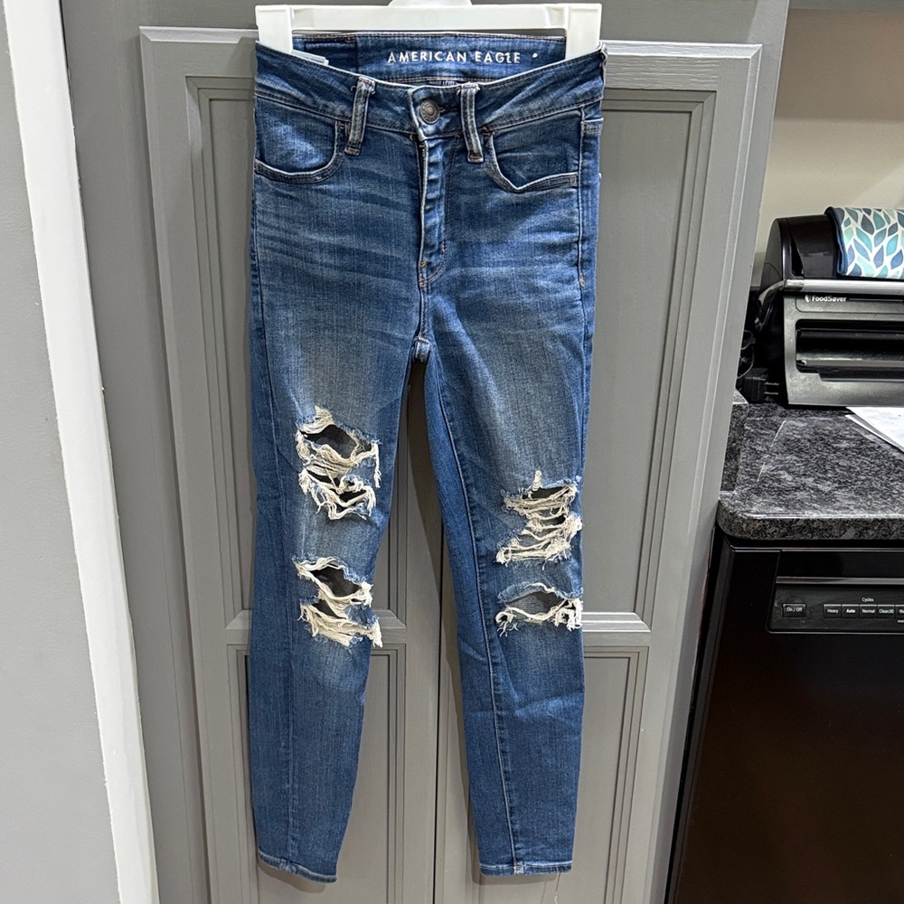 American Eagle Outfitters Women's Ripped Blue Skinny Jeans